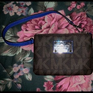 Michael Kors change purse